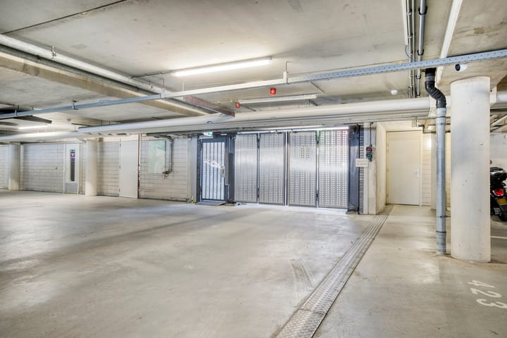 Photo 5 of Kraanbaan pp 315