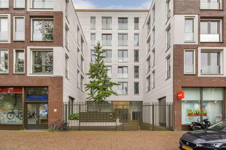 Foto 32 van Haarlemmerplein 18-A