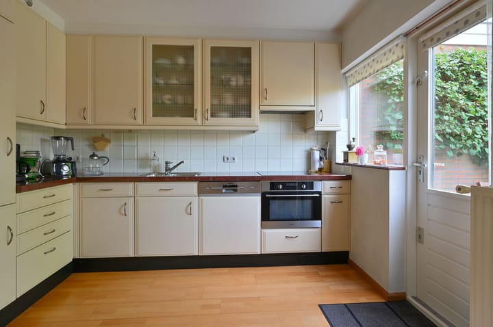 Foto 8 van Omroeplaan 4