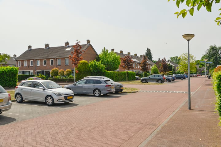 Foto 21 van Omroeplaan 4