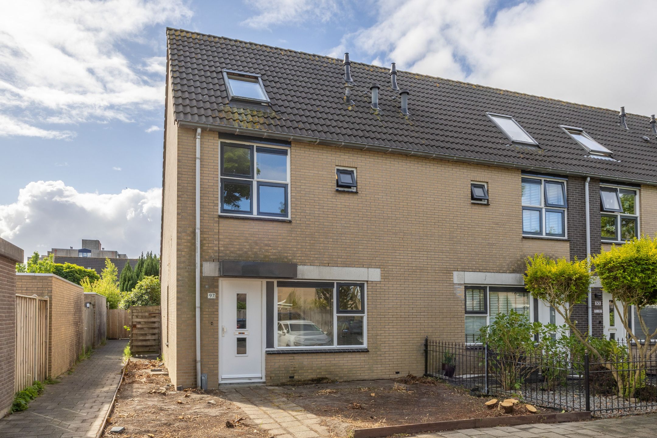 Photo 18 of Hazenburglaan 97