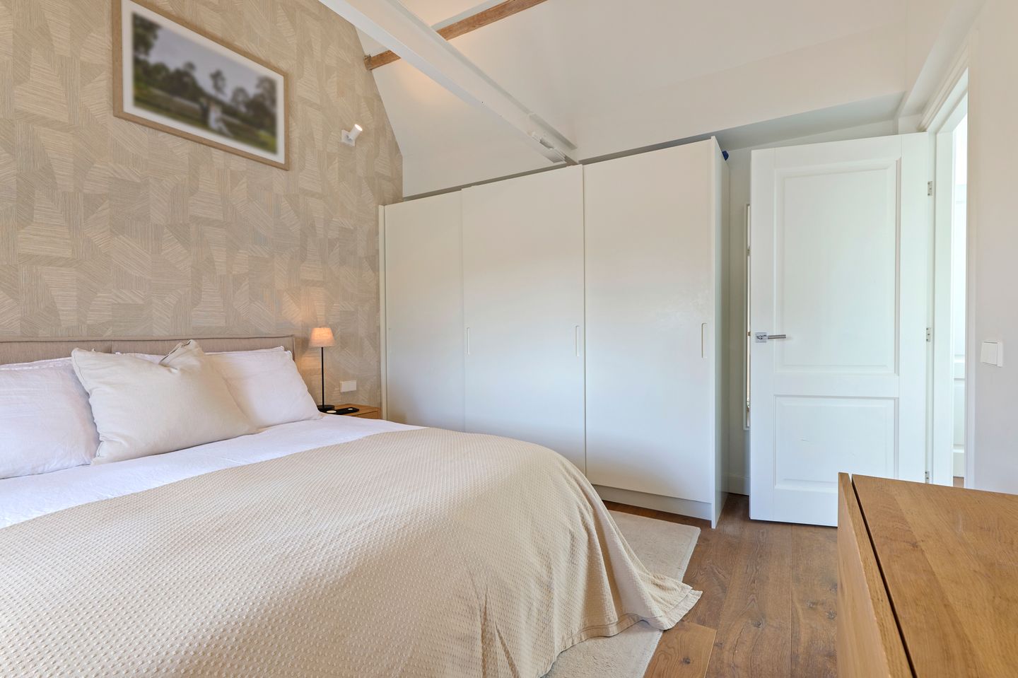 Photo 29 of Van Tuyll van Serooskerkenplein 44-3