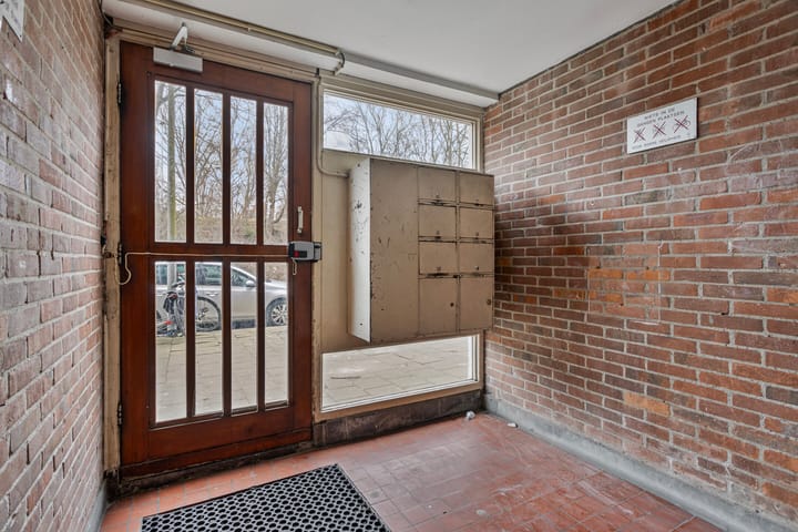 Foto 25 van Cornelis Lelylaan 113-2