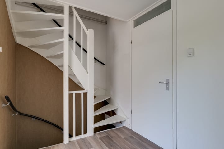 Foto 35 van Elzenbaan 14