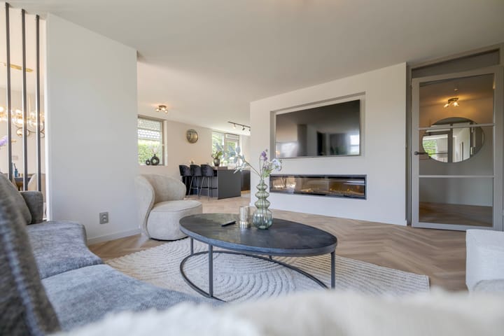 Koopwoningen - huizen te koop in [Funda]