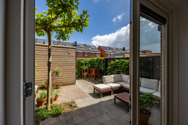 Foto 44 van Pioenstraat 193