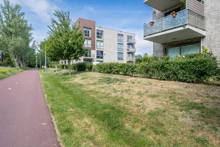 Foto 32 van Stekeldijk 83