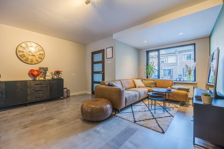 Foto 8 van Rode Schouw 10