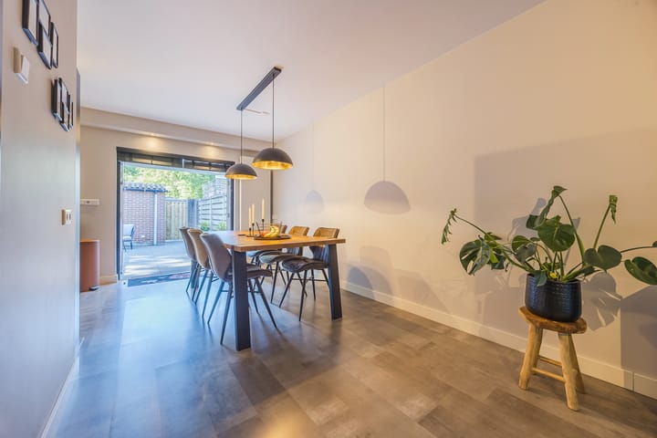 Foto 11 van Rode Schouw 10