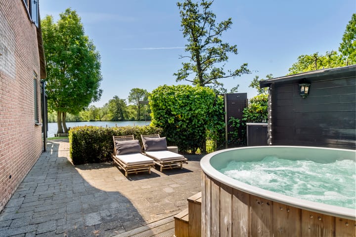 Foto 42 van Kerkweg 6