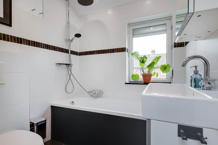 Foto 17 van Henri Jonasstraat 7