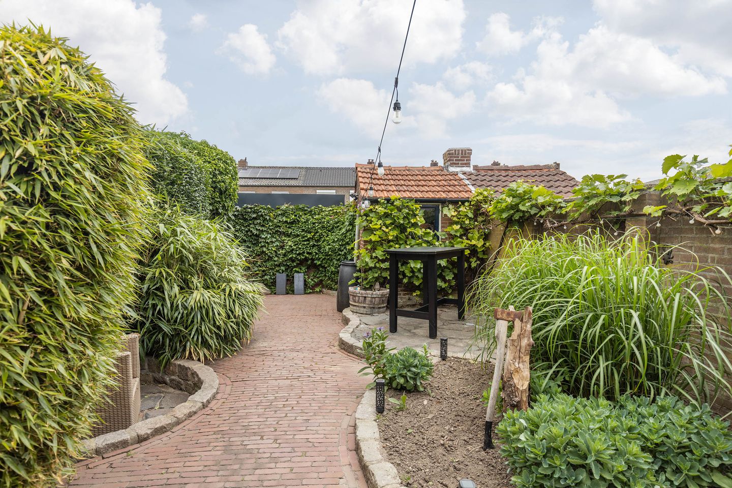 Foto 19 van Henri Jonasstraat 7