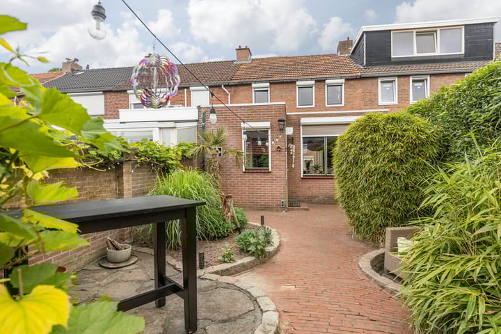 Foto 21 van Henri Jonasstraat 7