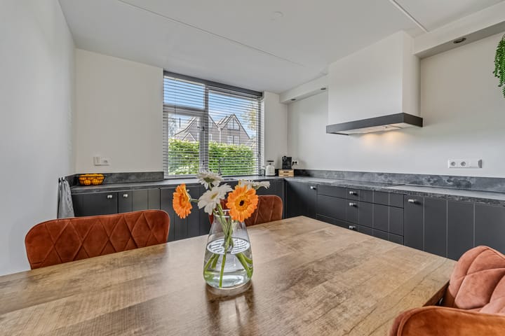 Foto 10 van Laan van Nieuwoord 76