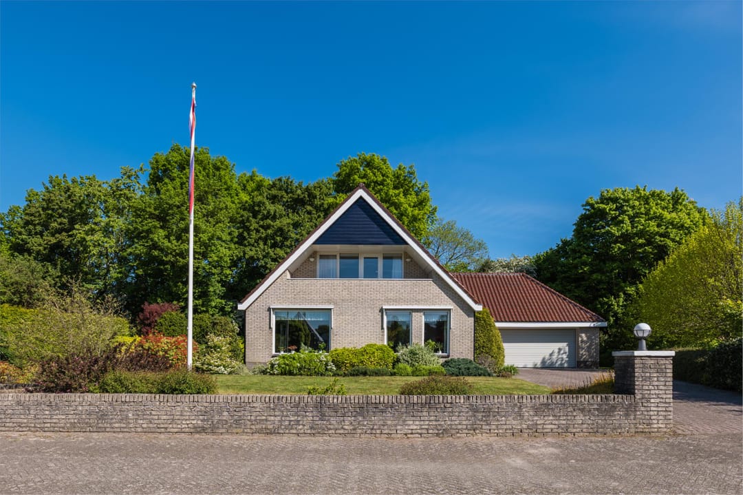 Photo 2 of Stelmaker 9