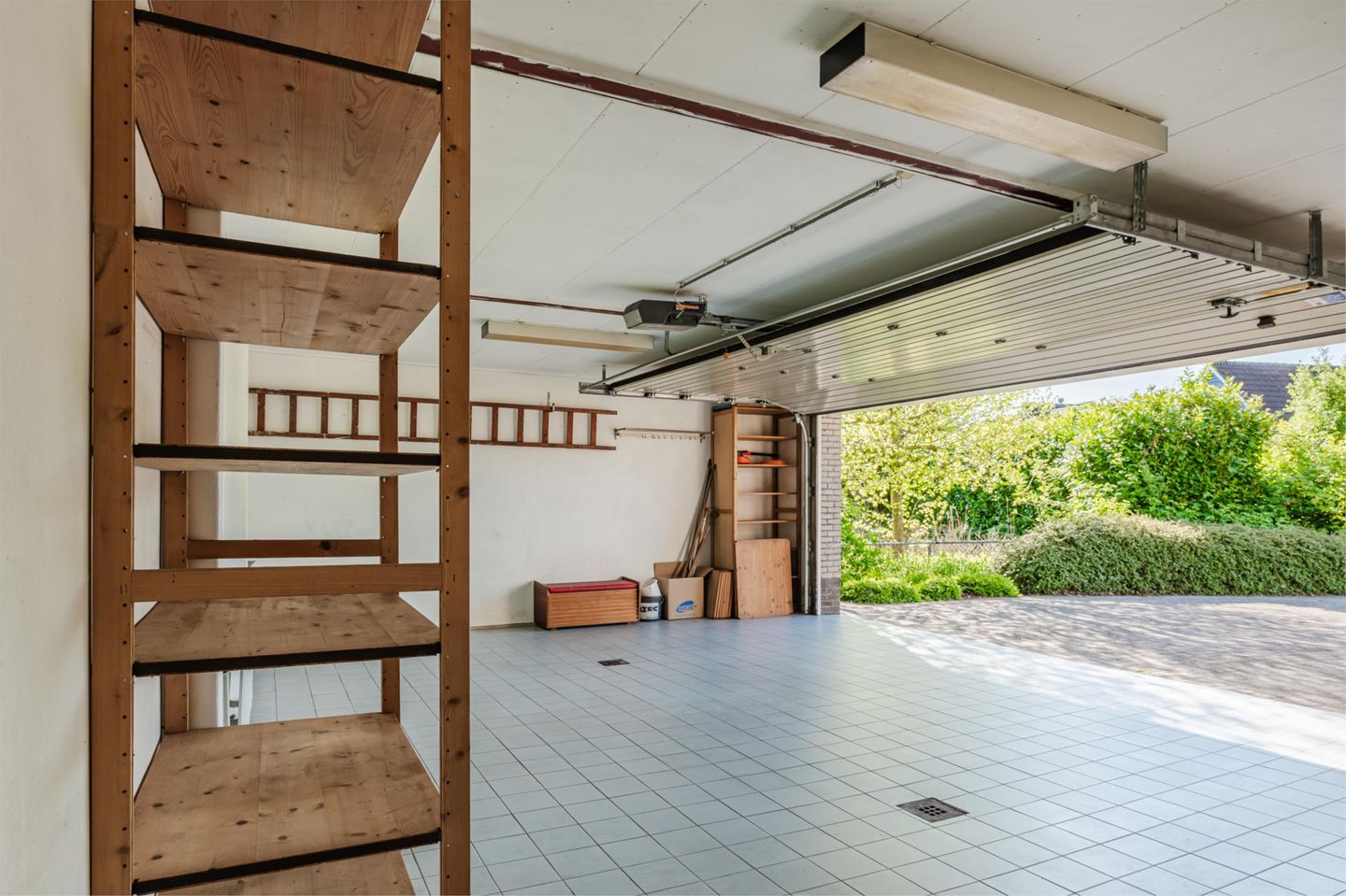 Photo 40 of Stelmaker 9