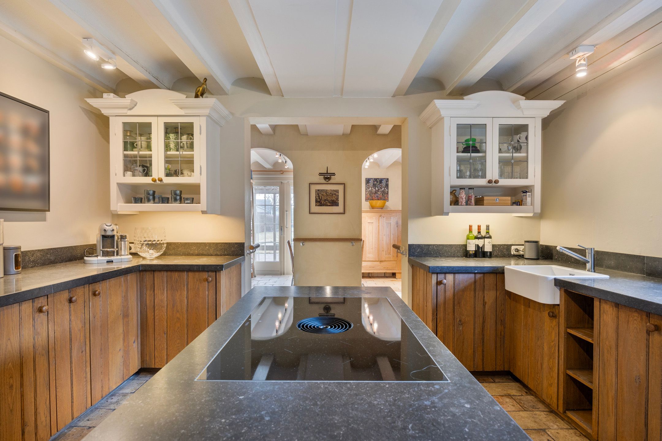 Foto 15 van Middenweg 2