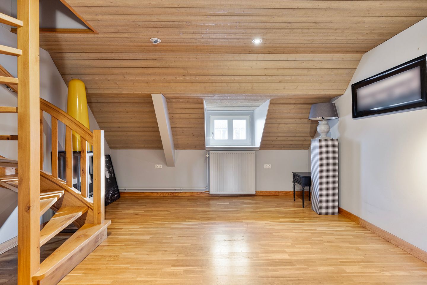 Foto 35 van Middenweg 2