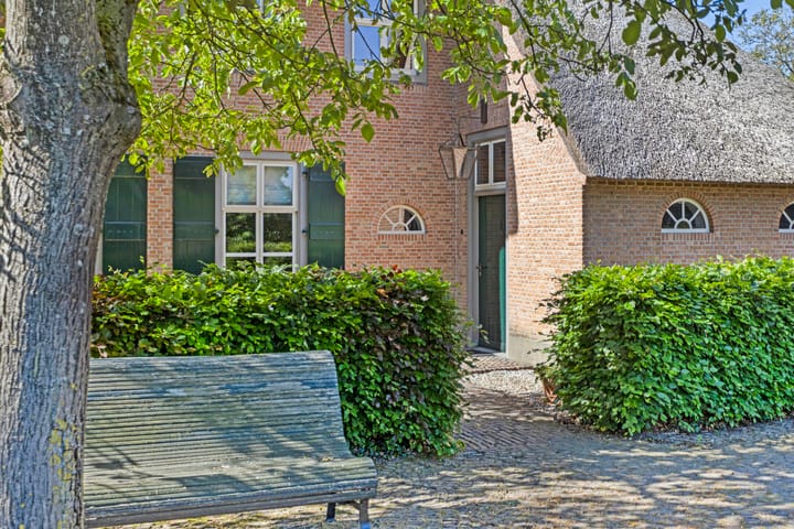 Foto 49 van Middenweg 2