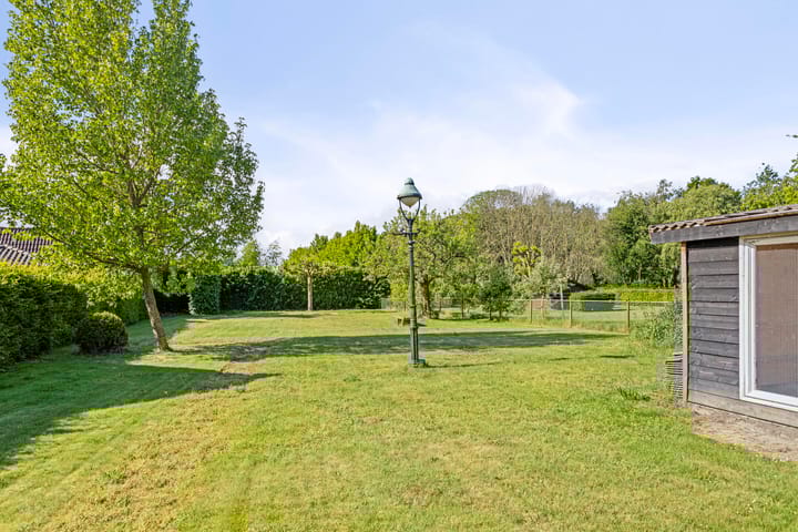 Foto 55 van Middenweg 2