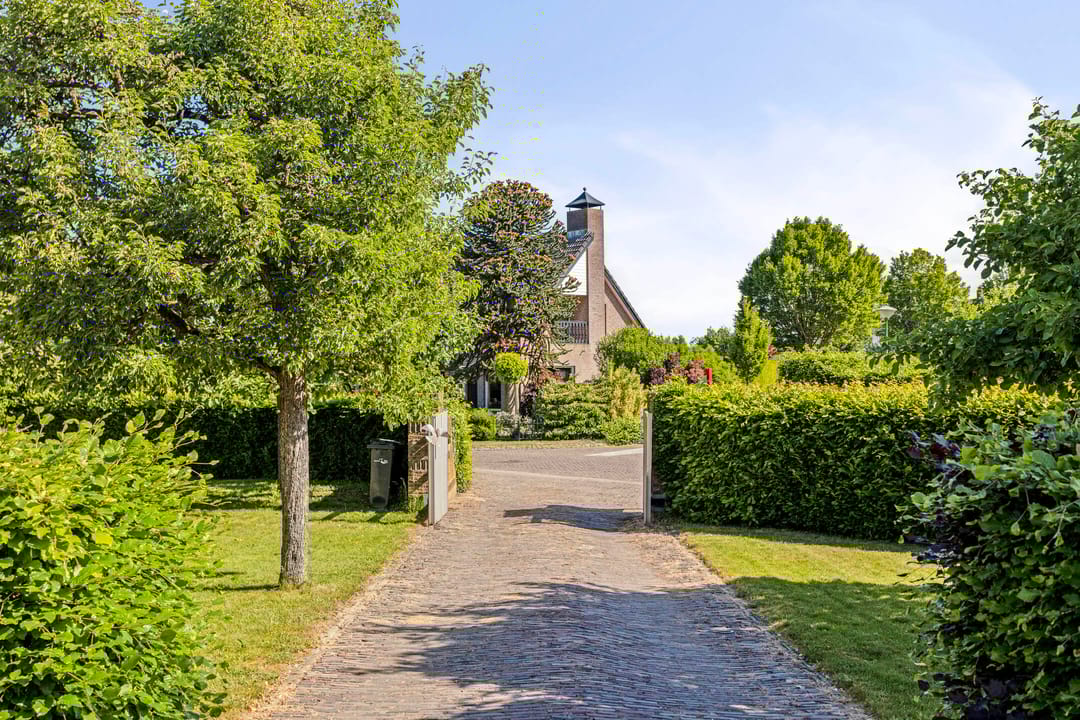 Foto 58 van Middenweg 2