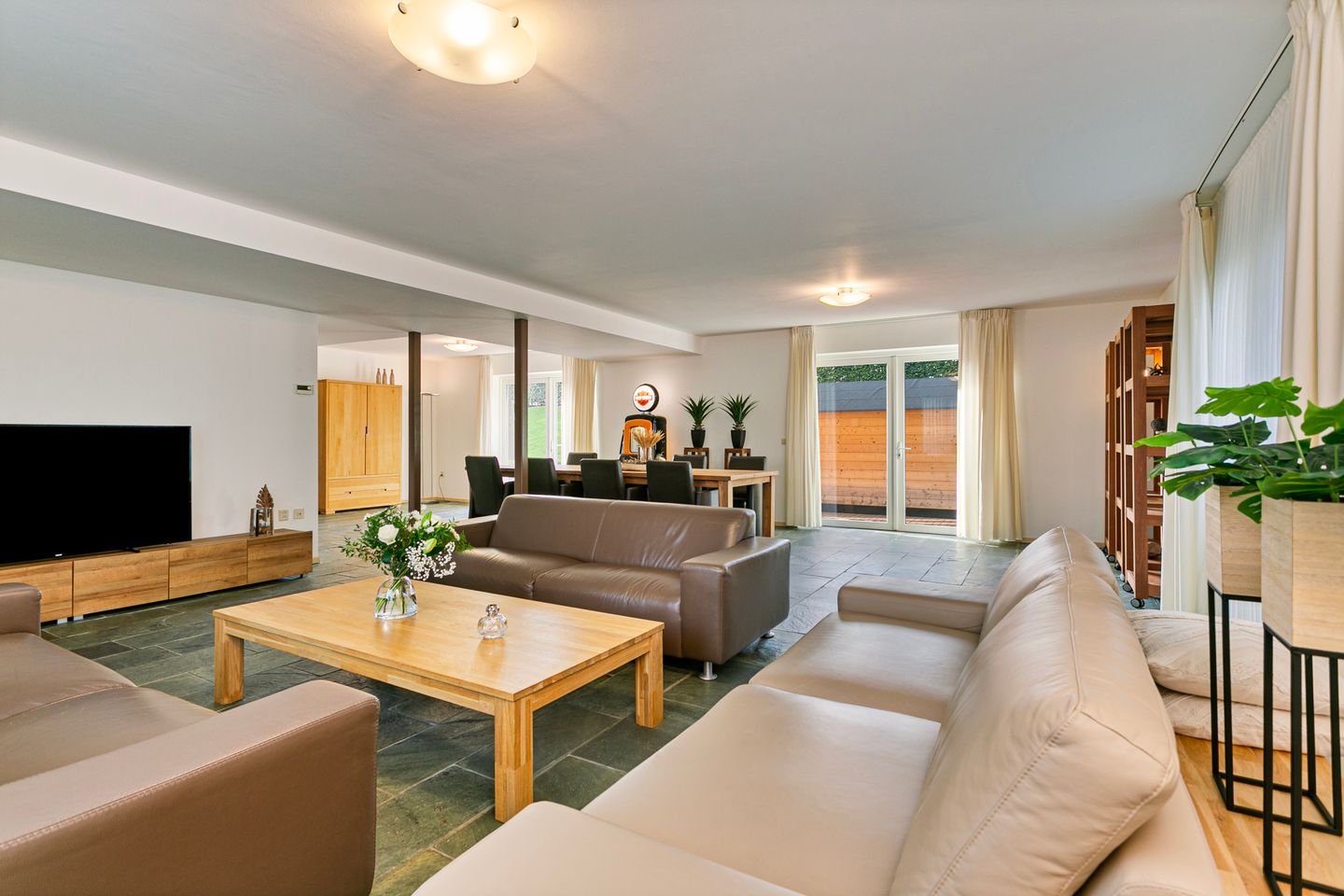 Photo 10 of Rijksweg 84