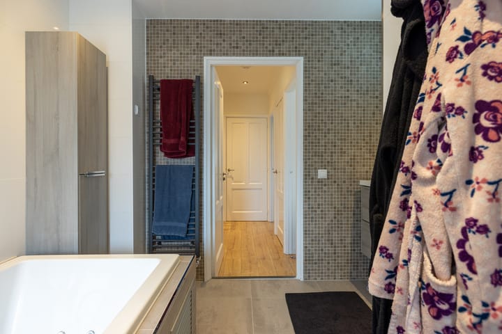 Foto 19 van Kleiweg 196-B