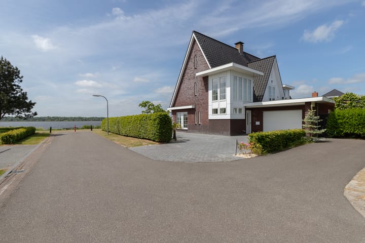 Photo 6 of Watersnip 37