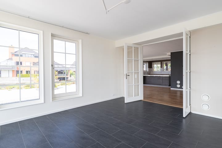 Photo 24 of Watersnip 37