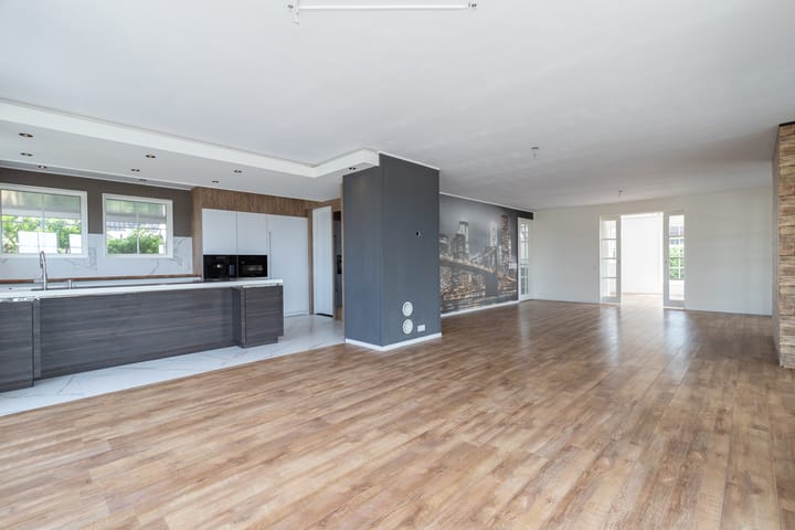 Photo 25 of Watersnip 37