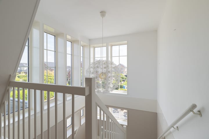 Photo 33 of Watersnip 37