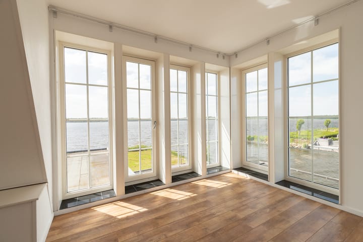 Photo 48 of Watersnip 37