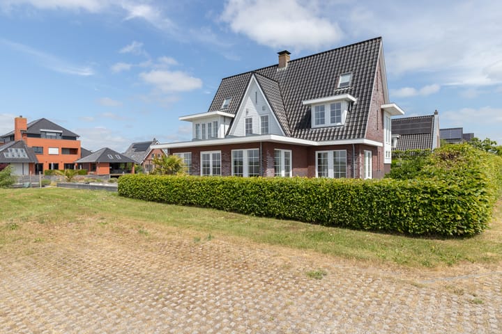 Photo 55 of Watersnip 37