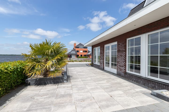 Photo 59 of Watersnip 37