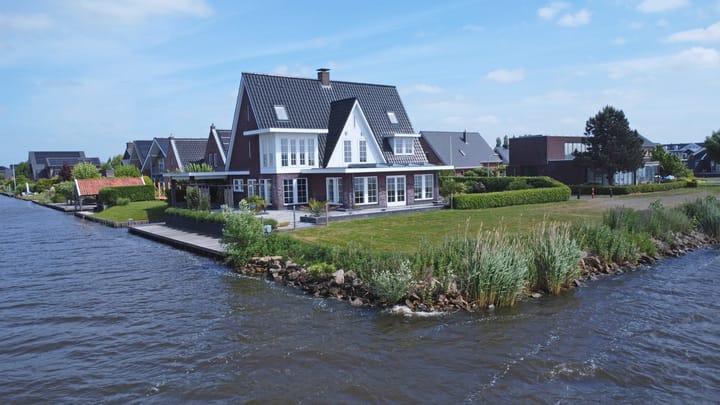 Photo 73 of Watersnip 37