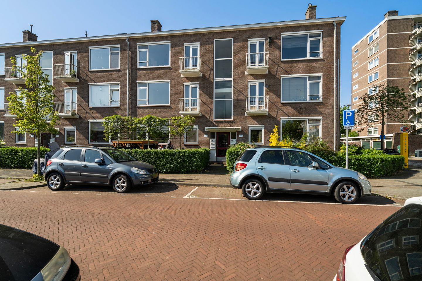 Foto 1 van Wijnandt van Elststraat 10