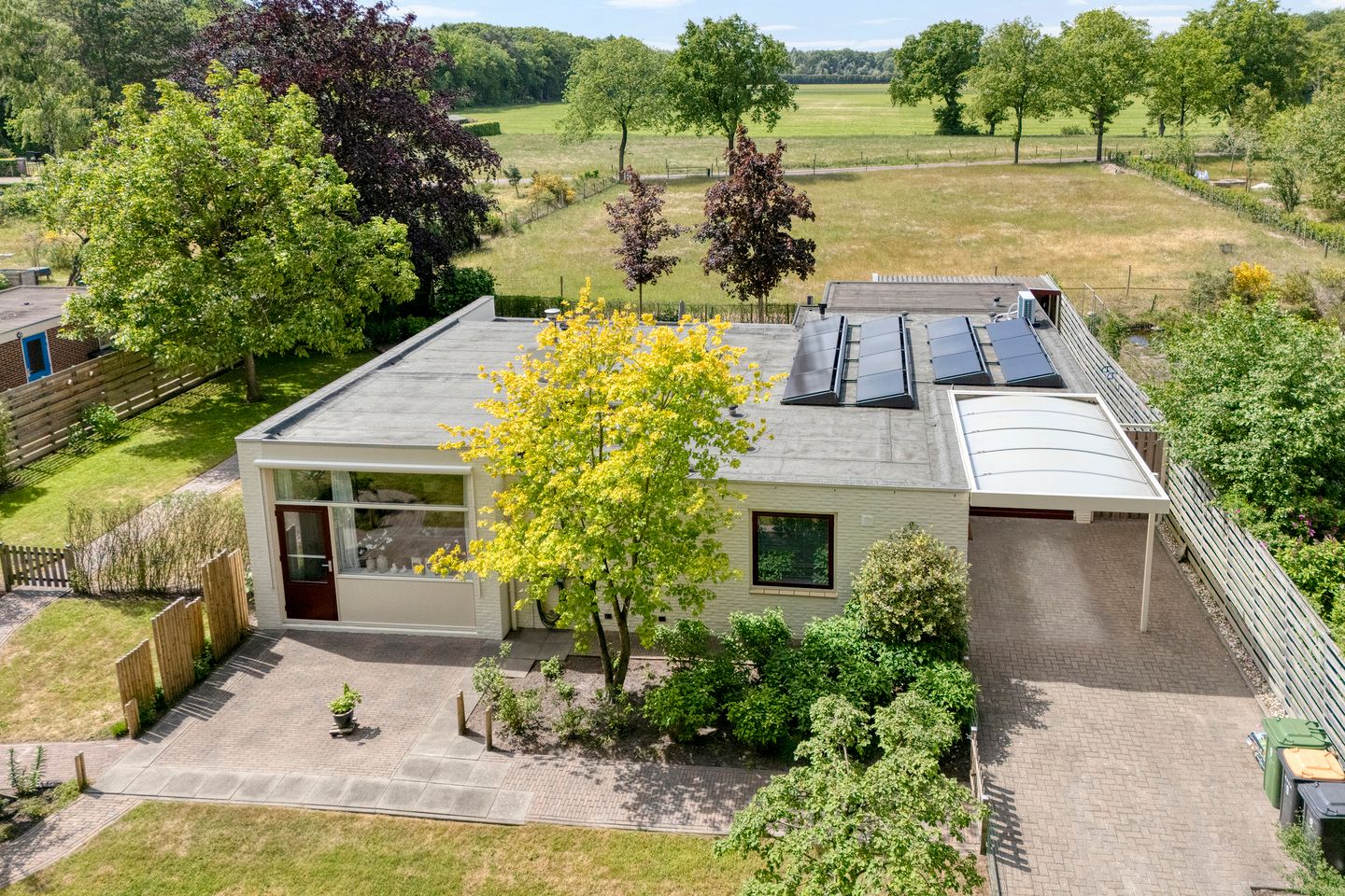 Foto 1 van Dorpsstraat 9