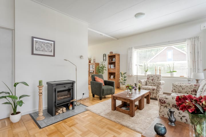 Foto 2 van Dorpsstraat 9