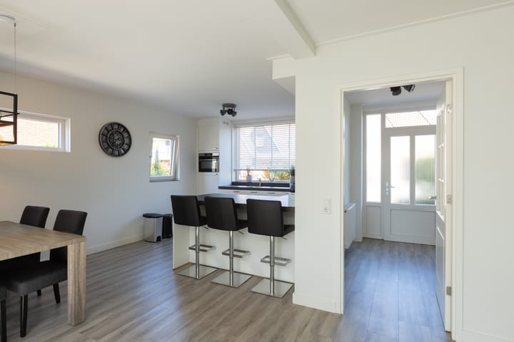 Foto 4 van Haarstraat 46