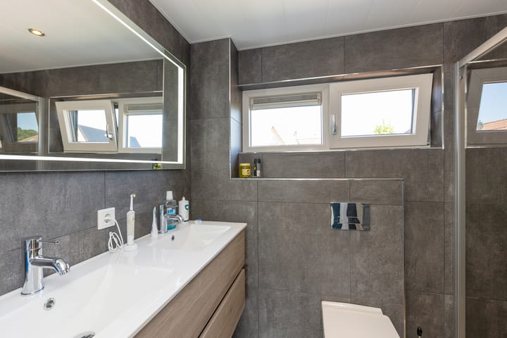 Foto 19 van Haarstraat 46