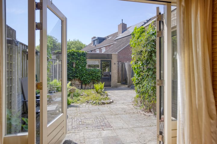 Foto 9 van Louis Pasteurlaan 24