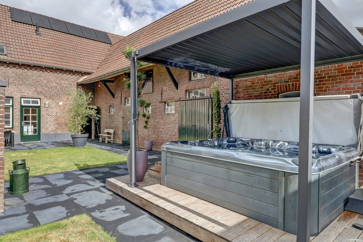 Photo 49 of Sint Odiliastraat 19