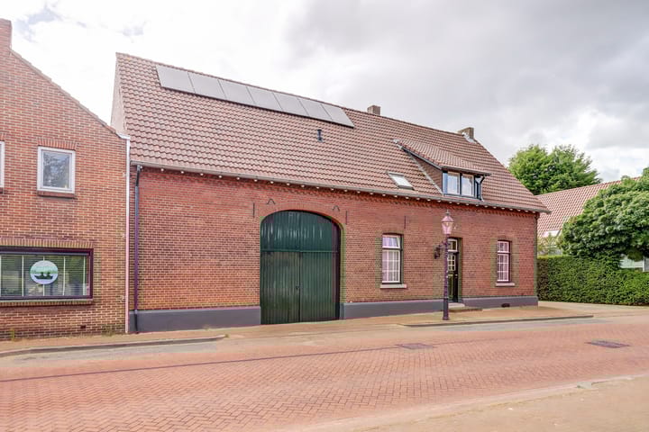 Photo 51 of Sint Odiliastraat 19