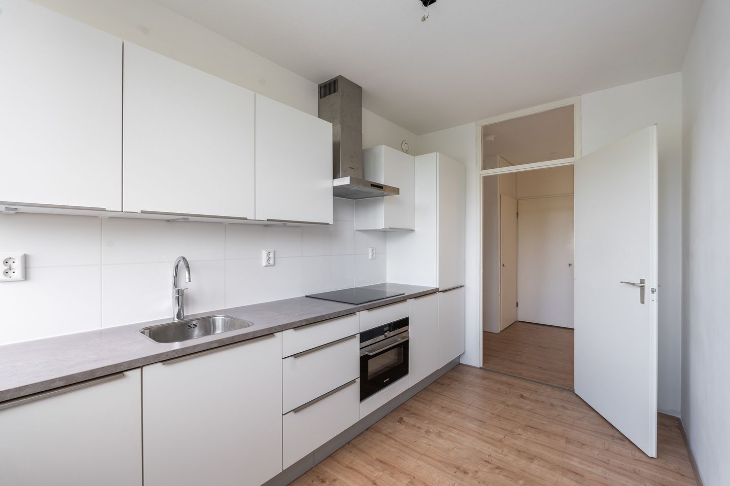 Photo 4 of Valeriusplein 80