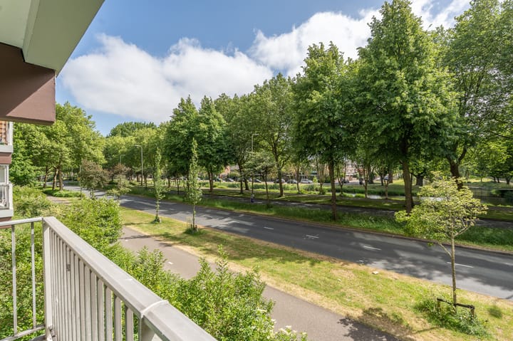 Foto 17 van Valeriusplein 80