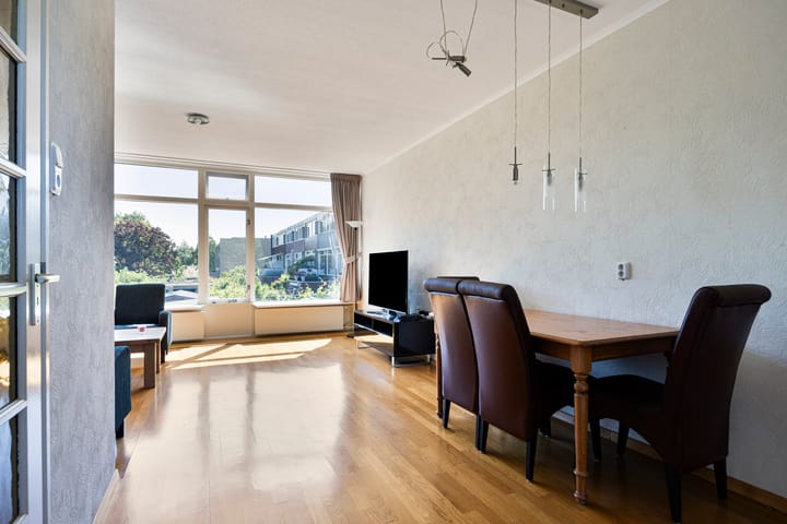 Photo 16 of Galjoen 30