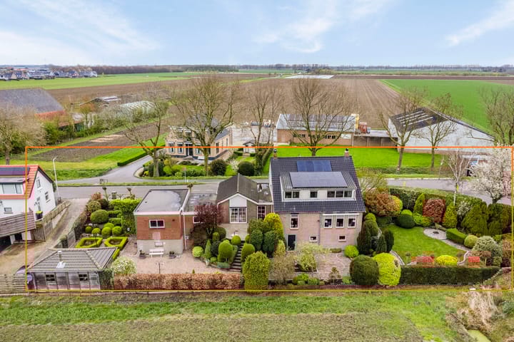 Photo 1 of Dorpsstraat 1