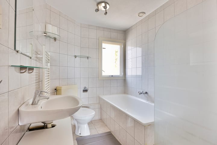 Photo 29 of Galjoen 30