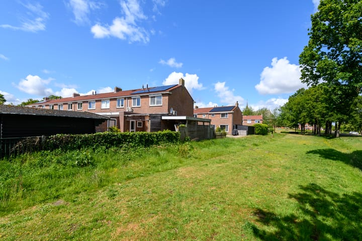 Foto 30 van Papaverstraat 12