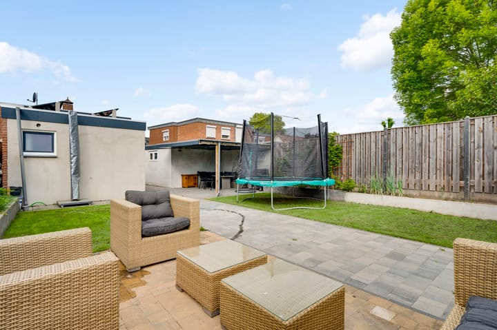 Photo 2 of Veldstraat 18